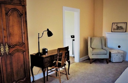 Maysville Apartment | Historic Inn Circ 1790