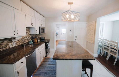 Ogunquit House | Historic Inn Turned Luxury Rental! w/New Hot Tub