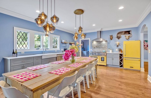 Leipers Fork House | Historic Leiper's Fork Inn