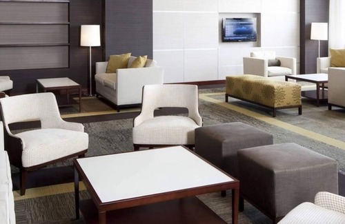 Rittenhouse Row Apartment | Historic location | 1BR nr City Center | Deck & Grill