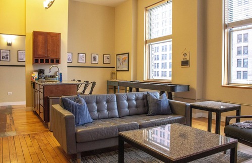 Lowertown Apartment | Historic Luxury 2-Bedroom, King bed,FREE Parking 4th floor