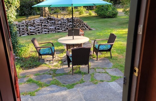 Madison House | Historic Madison Home on lovely 1.2 acre setting and 5 minutes to private beach.