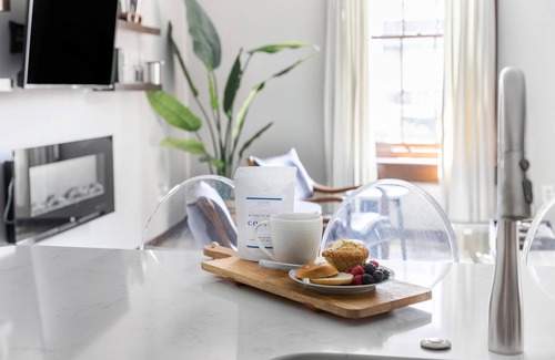 Downtown Charleston Apartment | Historic Meets Modern on King Street– Perfect for Families & Friends