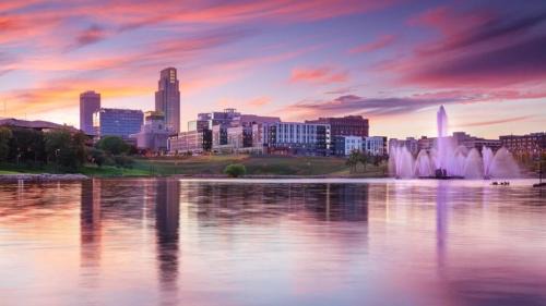 Dahlman House | Historic Omaha Manor DT Near Zoo and Pool Table