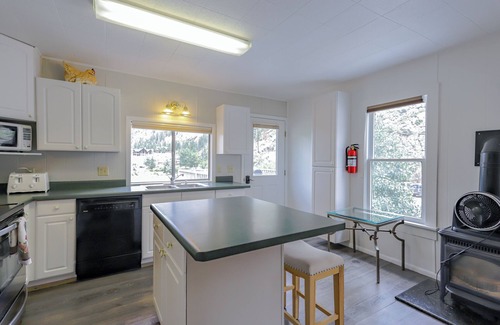 Ouray Condo | Historic Ouray Hot Springs Condos "Upper Level"