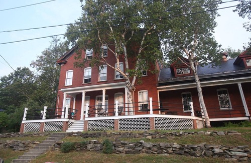 Portland House | Historic Post Hospital on private Casco Bay Island