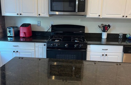 Downtown St. Louis Condo | Historic, quiet 2 Bdrm/office space Full Condo