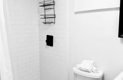 El Paso Apartment | Historic-Remodeled 1BR Apartment/Near Ft Bliss, Downtown/Scenic Drive