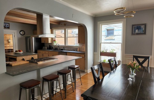 Albany Apartment | Historic Renovated Loft in Downtown Albany, OR.