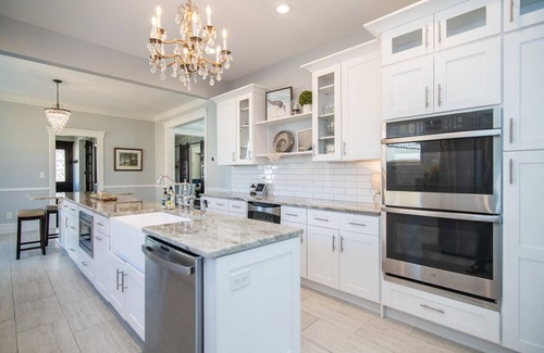 Lake Geneva House | Historic Retreat - steps from the Lake and Downtown