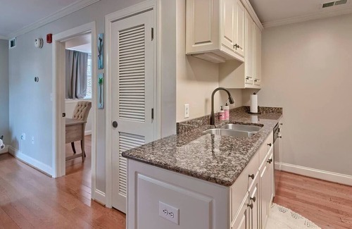 Shandon Condo | Historic School House Downtown