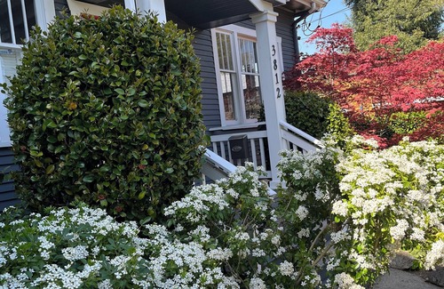 Madison Park House | Historic Seattle Charmer - Mini Madison Park Manor