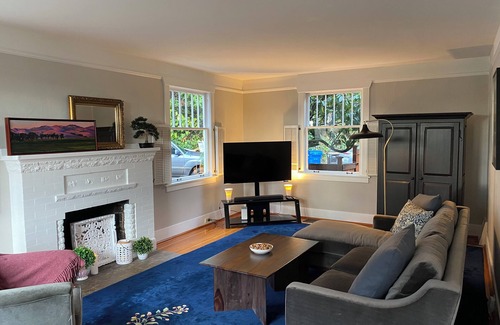 Madison Park House | Historic Seattle Charmer - Mini Madison Park Manor