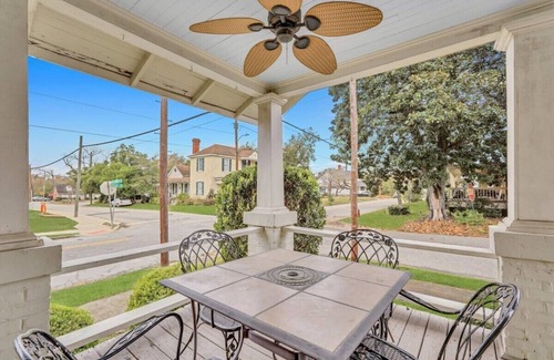 Statesboro House | Historic Southern Home - close to downtown and GSU