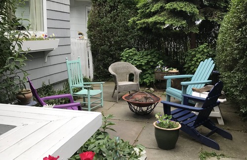 Lewisboro Cottage | Historic Summer cottage, close to private beach for rent by the month or week
