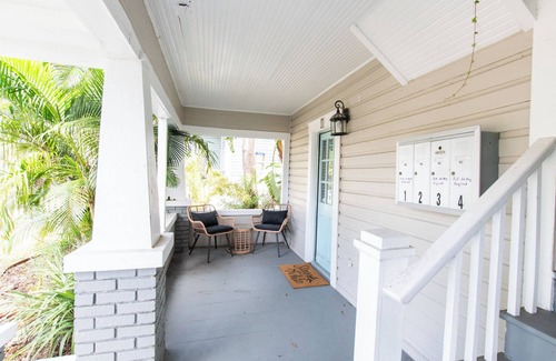 Historic Uptown Apartment | Historic Uptown Vibes - 1/1 Apartment #1