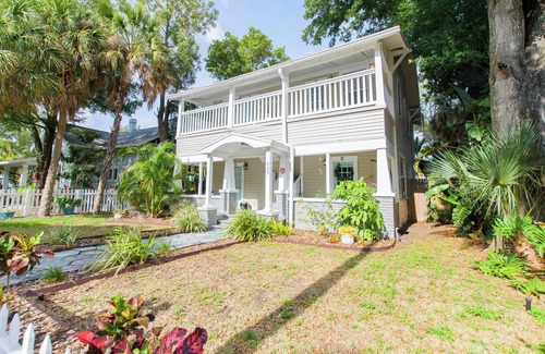 Historic Uptown Apartment | Historic Uptown Vibes - 1/1 Apartment #4