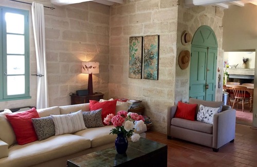 Uzes House | Historic Uzes - spacious 18th century townhouse with large, sunny terrace