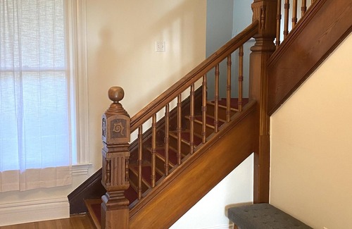 University District House | Historic Victorian In The Heart Of Town