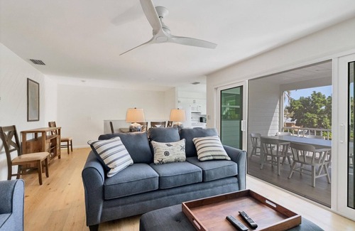 Boca Grande House | Historic Village Getaway