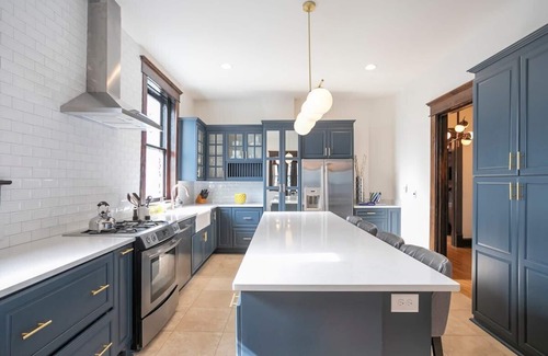 Hillsboro West End House | Historic Walk to Eats & Shops