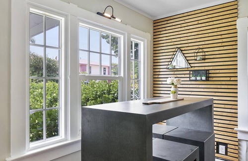 Lake Worth House | Historic Waterfront 3/2 With Yard & Soaking Tub