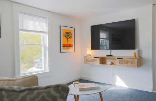 Winooski Apartment | Historic Winooski Apartment - Steps from Downtown - Pet Friendly