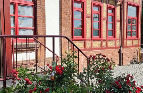 Lubstorf Condo | Historical ambience in the old Fürstenbahnhof Lübstorf