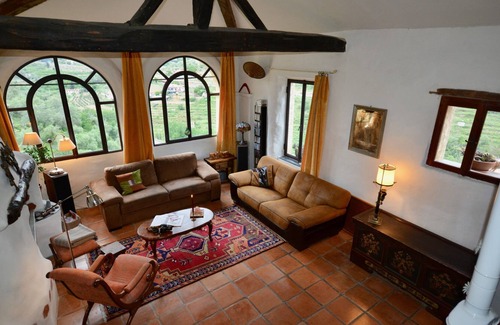 Torre Paponi House | Historical Artist Loft in Liguria
