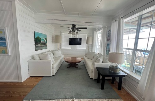 Fort Walton Beach - Destin Cottage | Historical converted tavern surrounded by water, fabulous views, private dock.