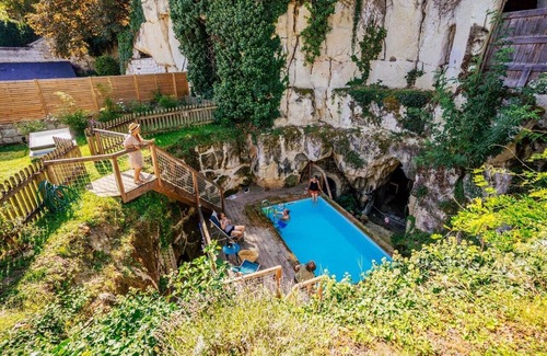 Chenehutte-Treves-Cunault Villa | Historical Townhall-school ideal for Family/Friends meetings at the Loire,Saumur