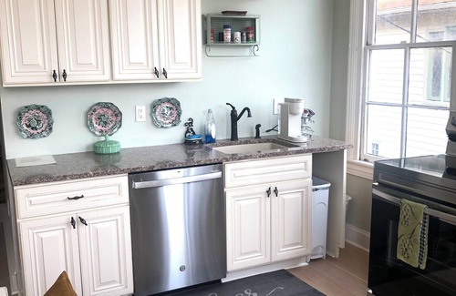 Cape May Apartment | Historical Victorian 2 bedroom Flat 1 block from Beach JUST RENOVATED!
