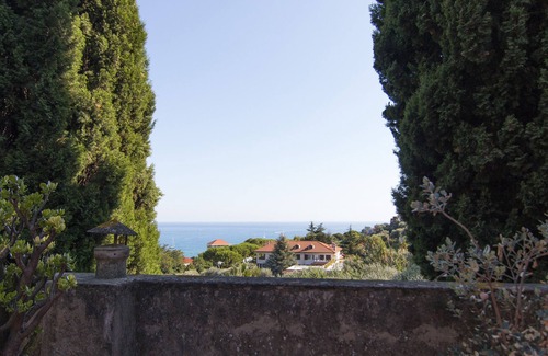 Latte Villa | Historical Villa for families and kids with swimming pool