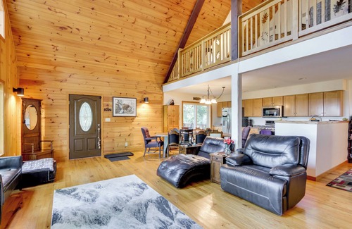 Aspers Cabin | History, Hikes & Fireside Nights: Fayetteville Gem