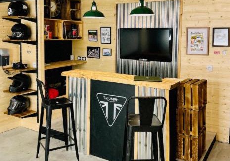 Menotey Apartment | HitTheRoad Fontaine Bourguerins