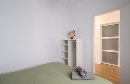Las Palmas de Gran Canaria Apartment | HJS Plaza Suites Apartments II