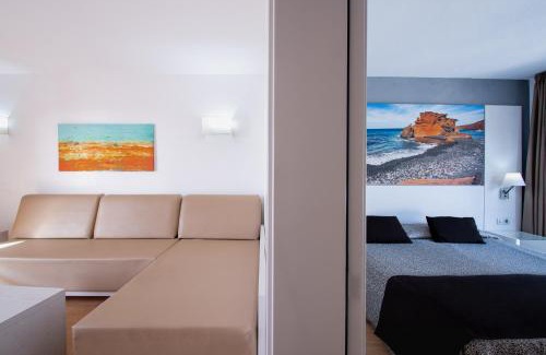 Playa Blanca Hotel | HL Paradise Island
