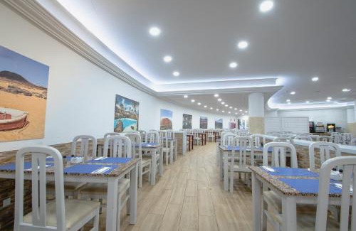 Playa Blanca Hotel | HL Paradise Island