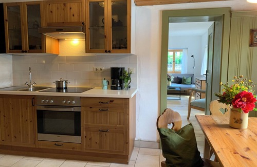 Bergen Apartment | Hochfellnblick up to 4 pers. with 1 bedroom and 1 living-bedroom on the upper floor with balcony in a very quiet location