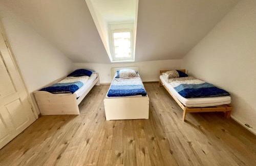Leoben Apartment | Hochgelegene Geräumige Monteurwohnung