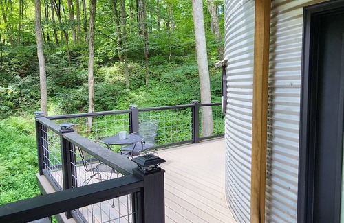 Rockbridge Cabin | Hocking Hills - Rustic Charm Retreat