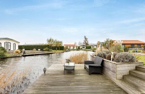 Sint-Annaland House | Hoeve de Zeeanjelier