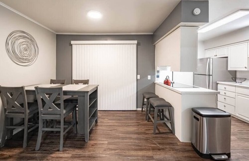 Lubbock Apartment | Hoff Gardens 11 - 2BR 2BA - Downtown Lubbock