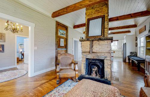 Jasper House | Holbert House
