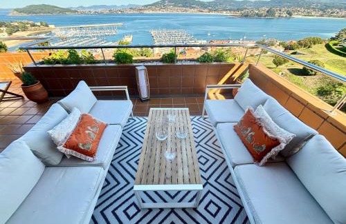 Baiona Apartment | Holibai, Arco Da Vella, Dúplex de lujo con esencia africana y vistas al mar en Baiona