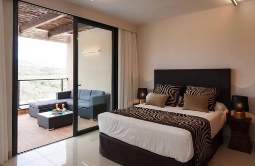 Salobre Villa | Holiday home in San Bartolomé de Tirajana