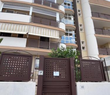 Monopoli Apartment | Holiday 103 Guest House Vicino alla Stazione