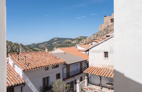 Alcala de la Selva Apartment | Holiday Apartment "Casa El Cojo 2B" with Mountain View, Balcony & Wi-Fi