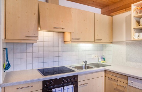 Ried im Zillertal Apartment | Holiday Apartment with Sauna, Mountain View, Shared Terrace and Wi-Fi