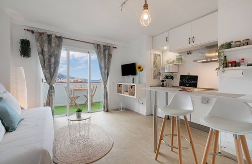 Puerto de la Cruz Apartment | Holiday Apartment 'Salitre Cozy' with Private Pool, Balcony and Wi-Fi